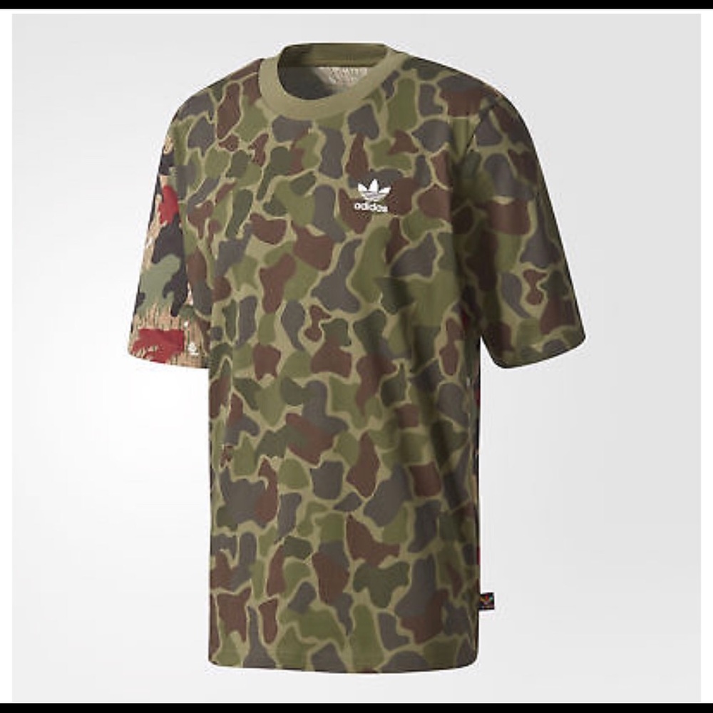 Adidas camo Tee